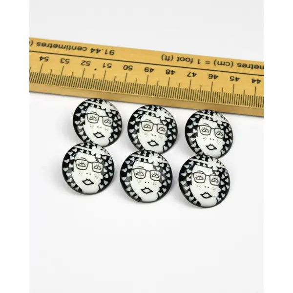 Button - Gretchen - 22mm – view 3 – Truro Fabrics