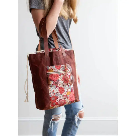Noodlehead Sewing Pattern - Firefly Tote Bag – view 2 | Truro Fabrics