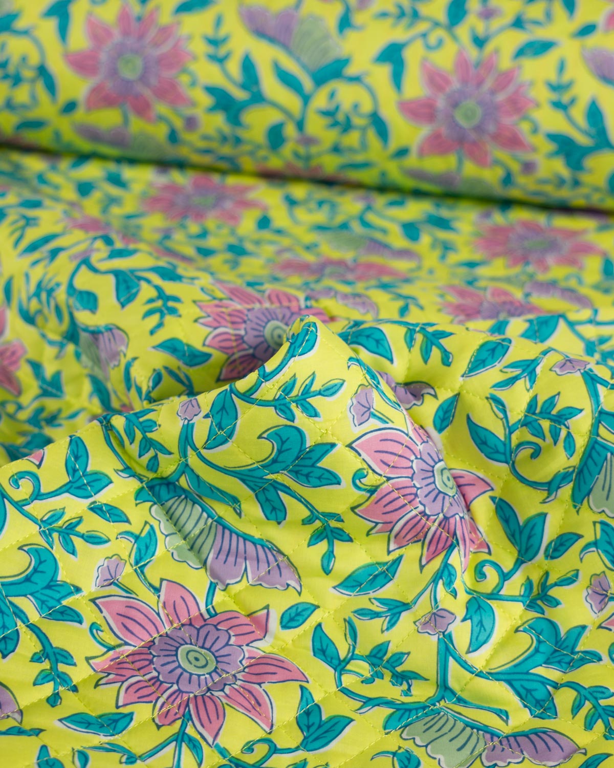 Reversible Quilted Cotton Fabric - Pink Lemonade