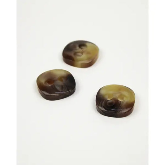 Button - Tortoise Shell Squircle - 26mm – view 2 – Truro Fabrics