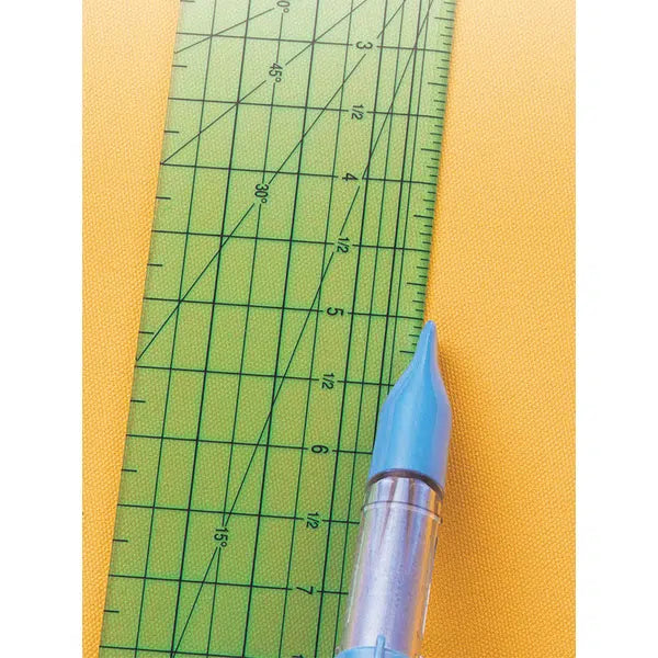 Clover - Chalk Chaco Liner Pen – view 3 – Truro Fabrics