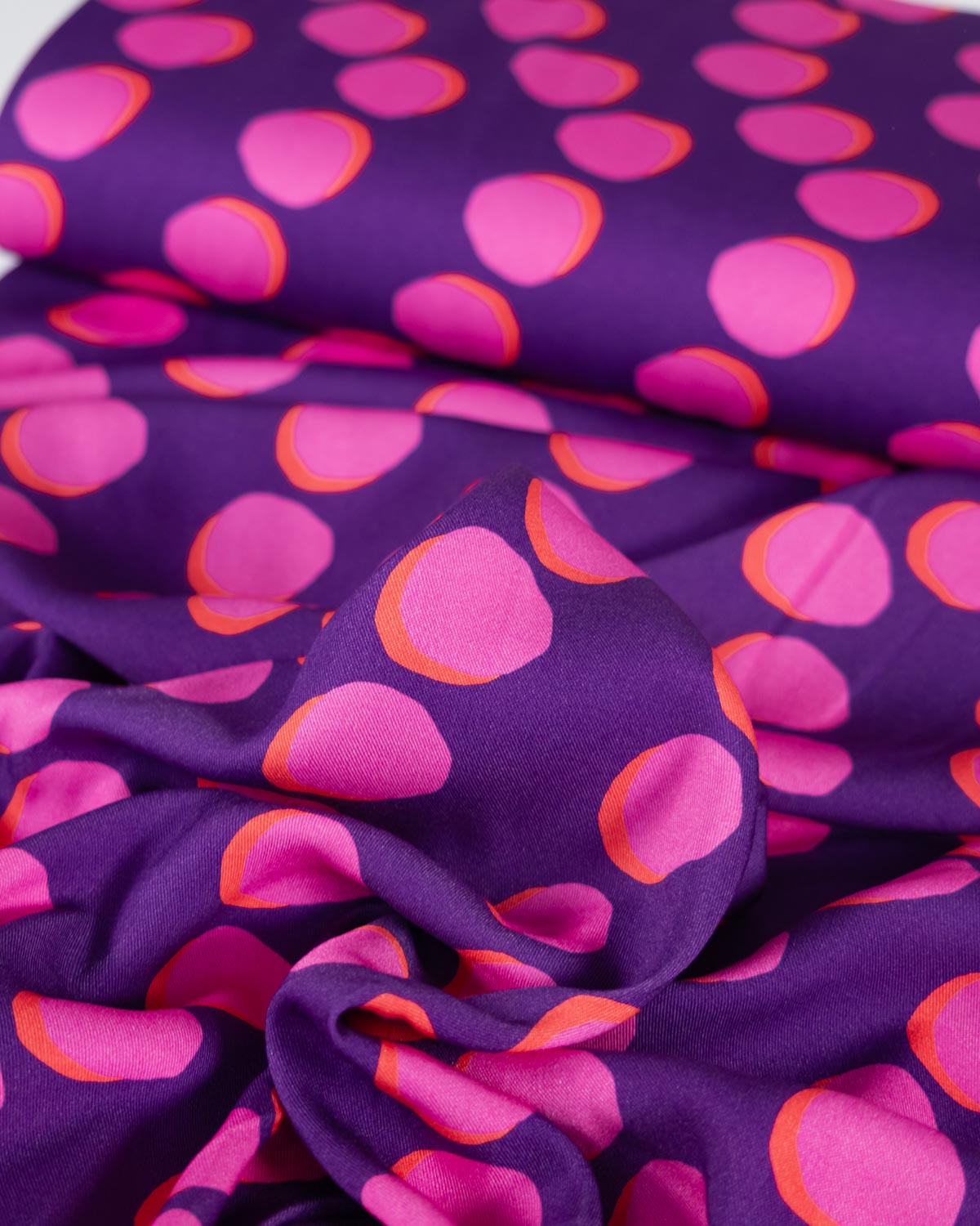 Viscose Twill Fabric - Pink Pop