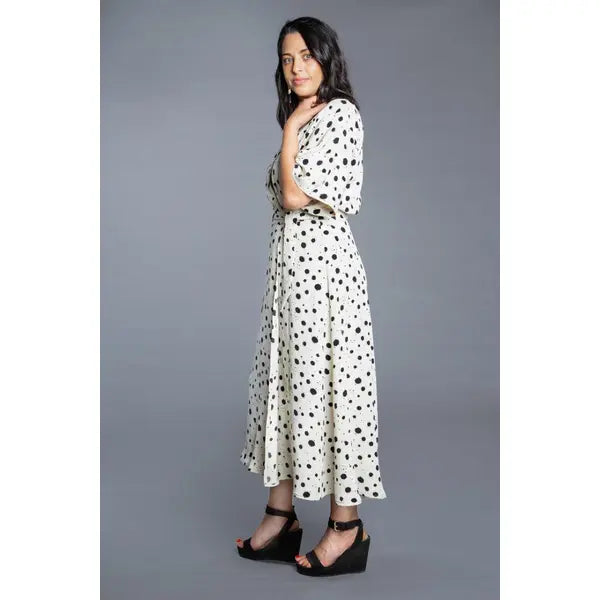 Closet Core - Paper Sewing Pattern - Elodie Wrap Dress – view 3 – Truro Fabrics