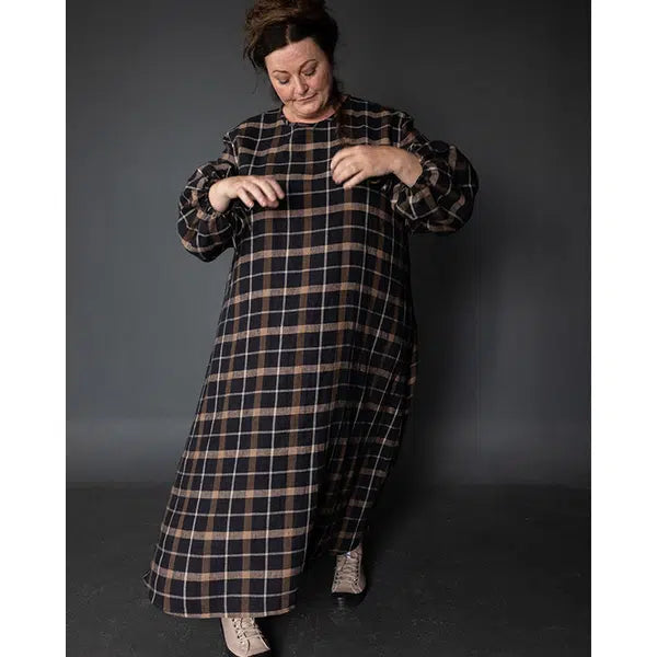 Merchant & Mills - Paper Sewing Pattern - The Edie Top & Dress – view 7 | Truro Fabrics