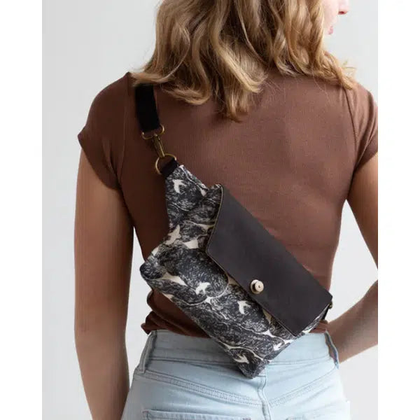 Noodlehead Sewing Pattern - Haralson Belt Bag – view 7 | Truro Fabrics