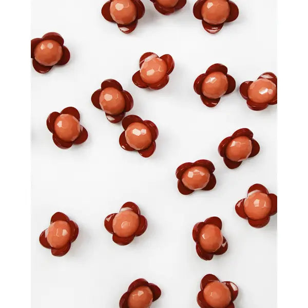 Button - Orla Flower Brique - 12mm – Truro Fabrics