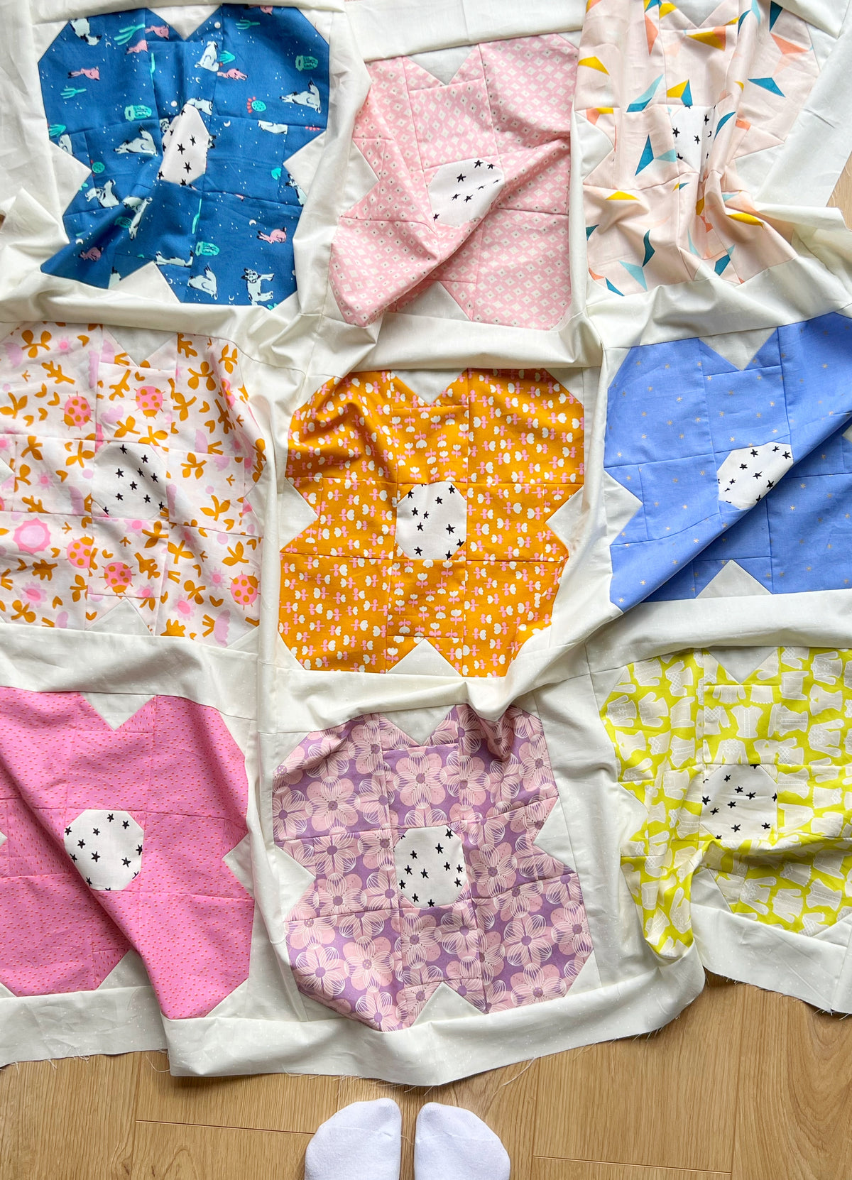 Flower Friends Quilt pattern