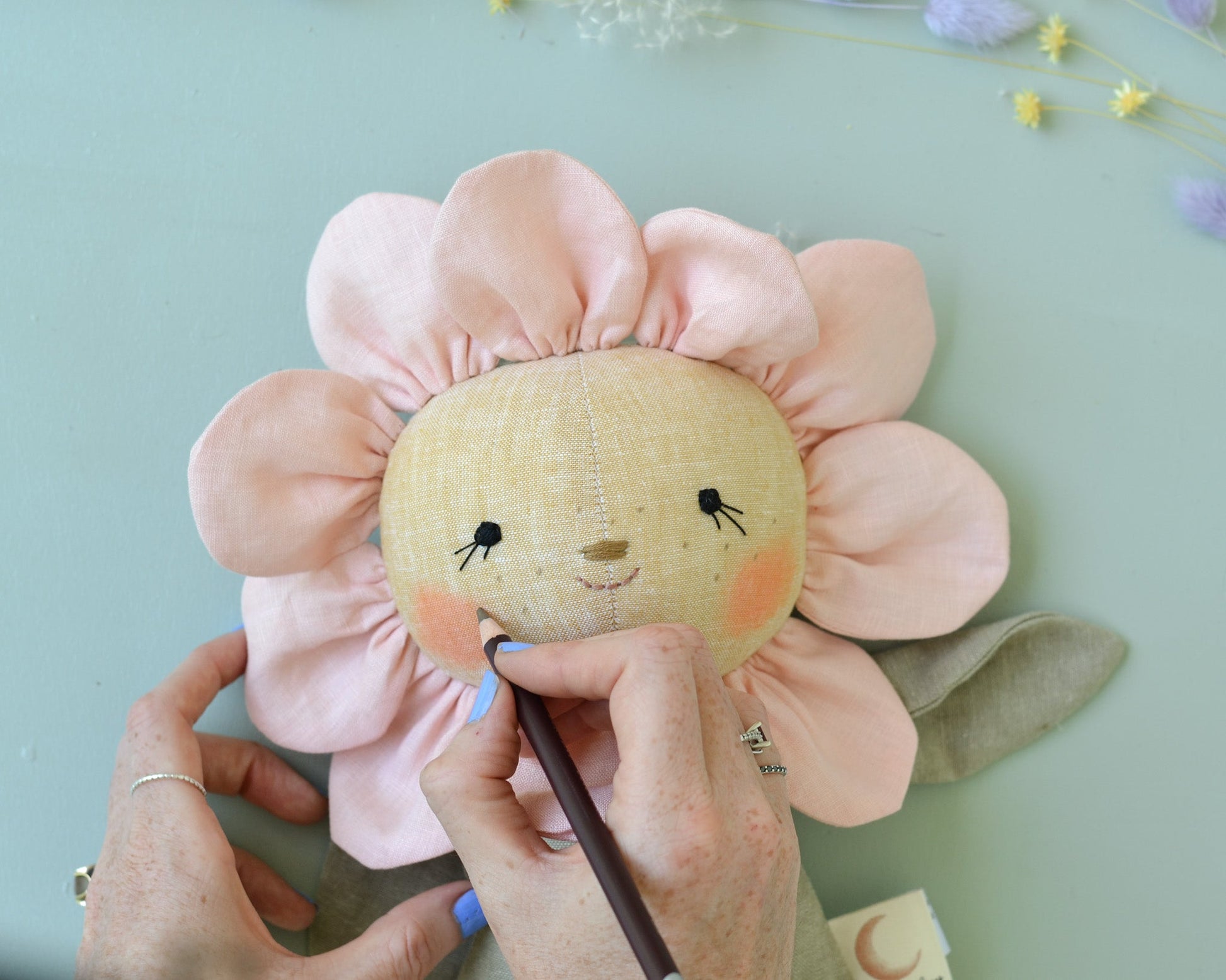 Sewing Pattern - Flower doll + 2 outfits