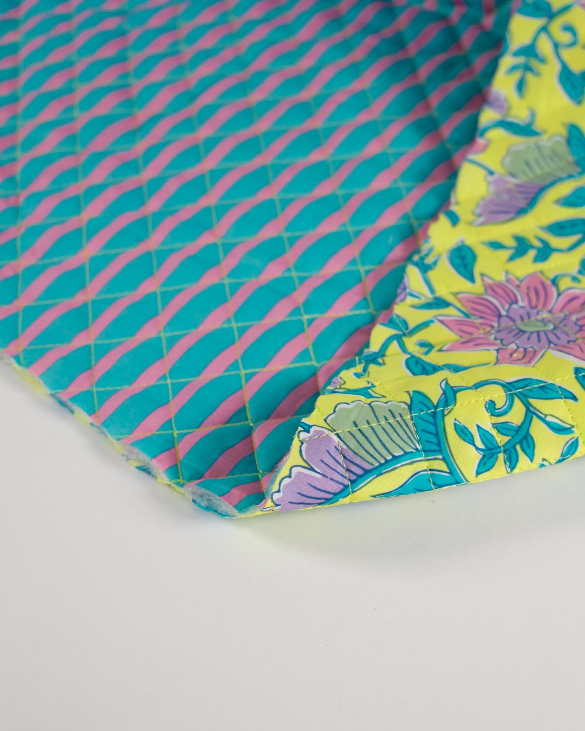 Reversible Quilted Cotton Fabric - Pink Lemonade