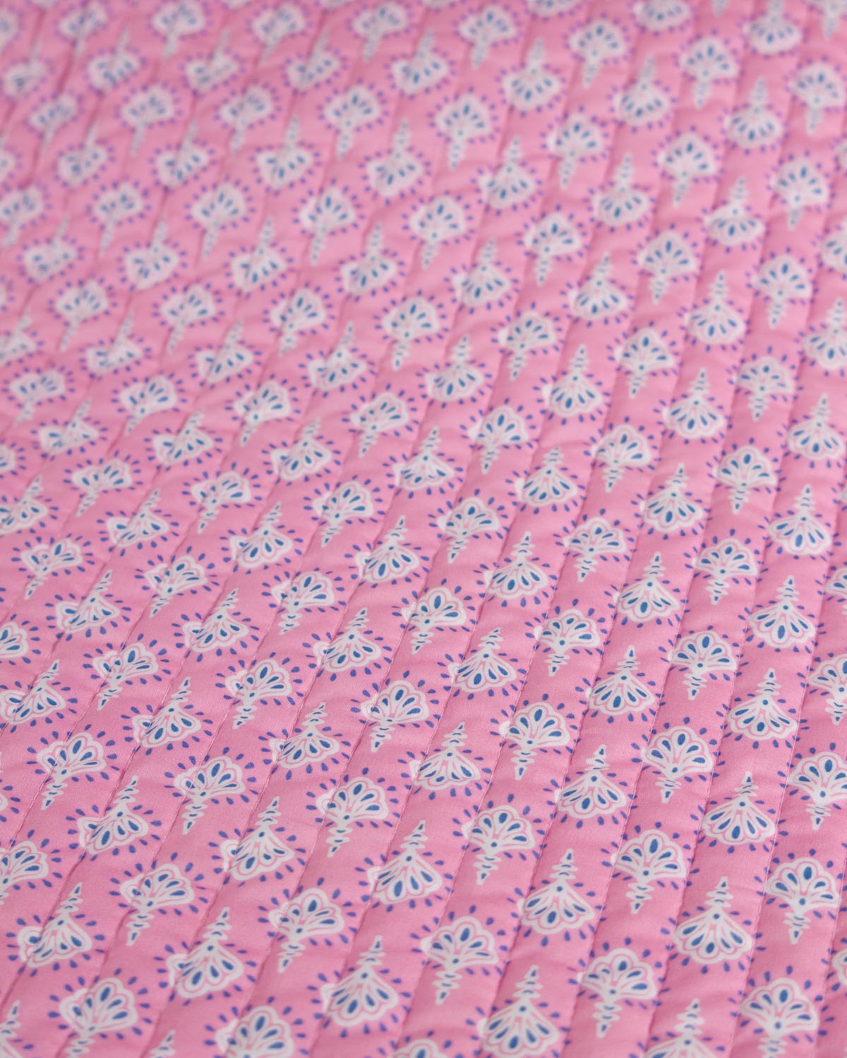 Reversible Quilted Cotton Fabric - Sugar Petal