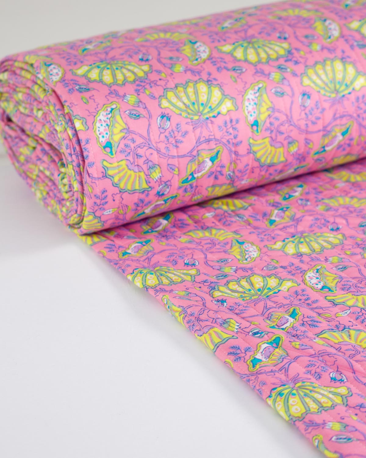 Reversible Quilted Cotton Fabric - Sugar Petal