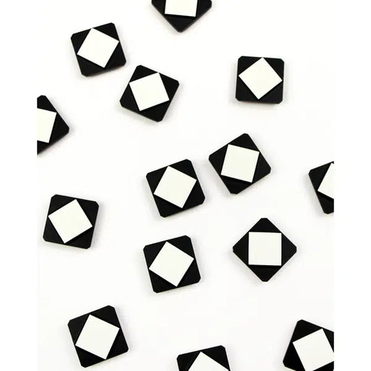 Vintage Button - Mono Square - 22mm