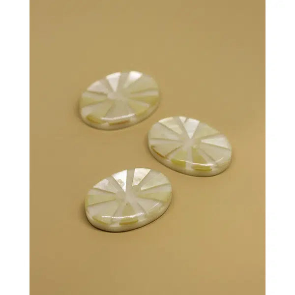 Vintage Nacre Button - Celestia 31mm