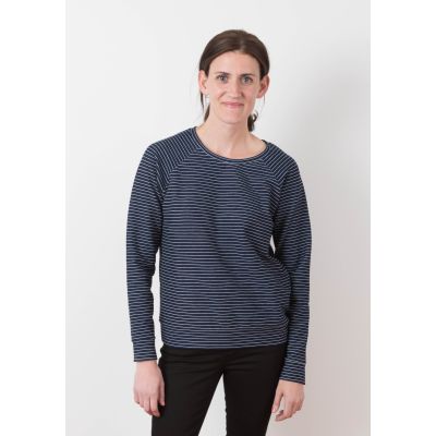 Model wearing long-sleeved version of Grainline Studio Linden Sweatshirt